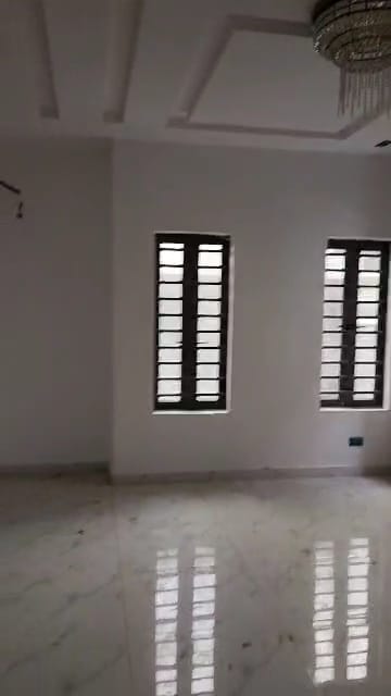 Eaglerock Court Premium Image 2